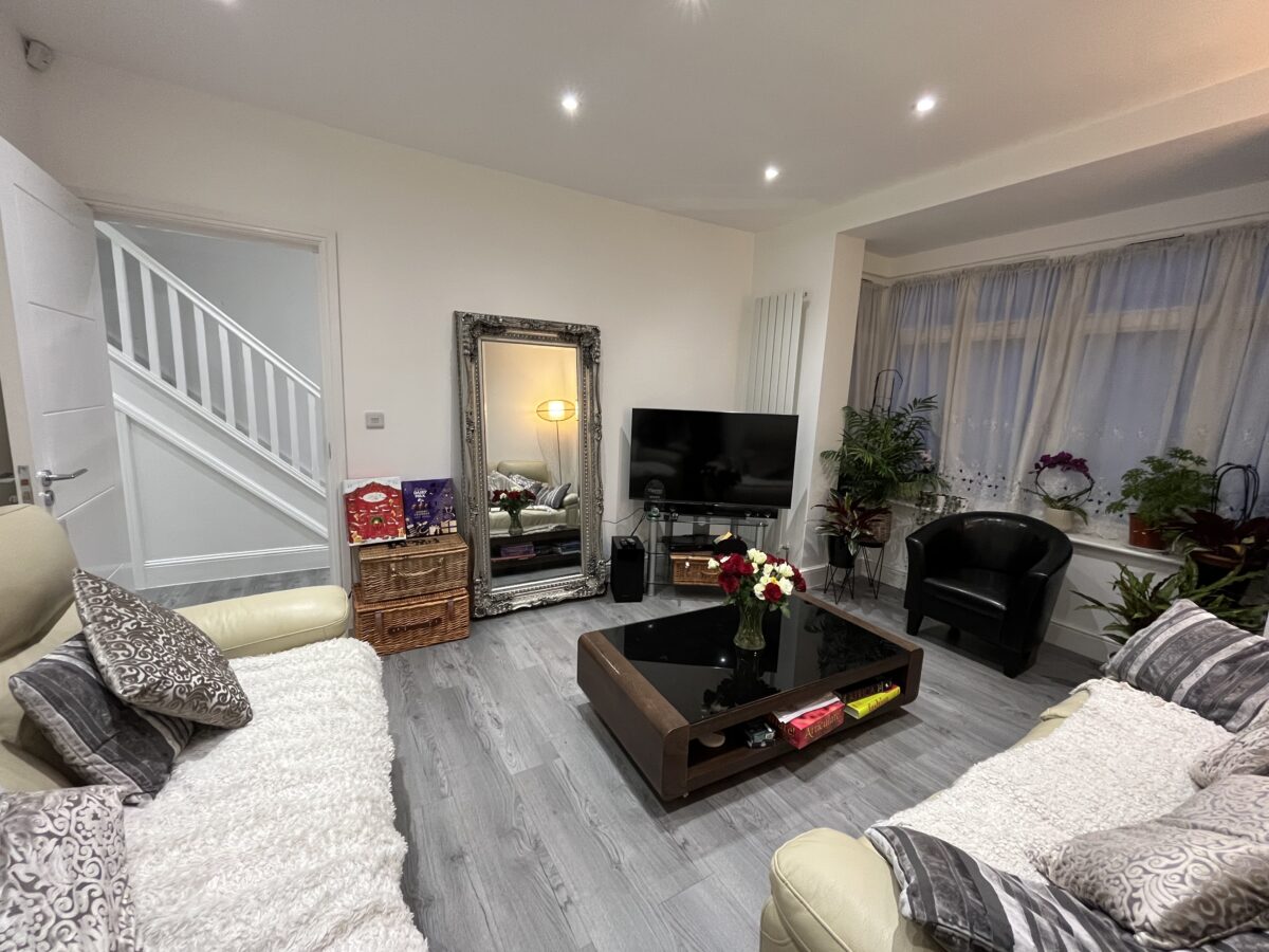 Queensbury Road, London, NW9