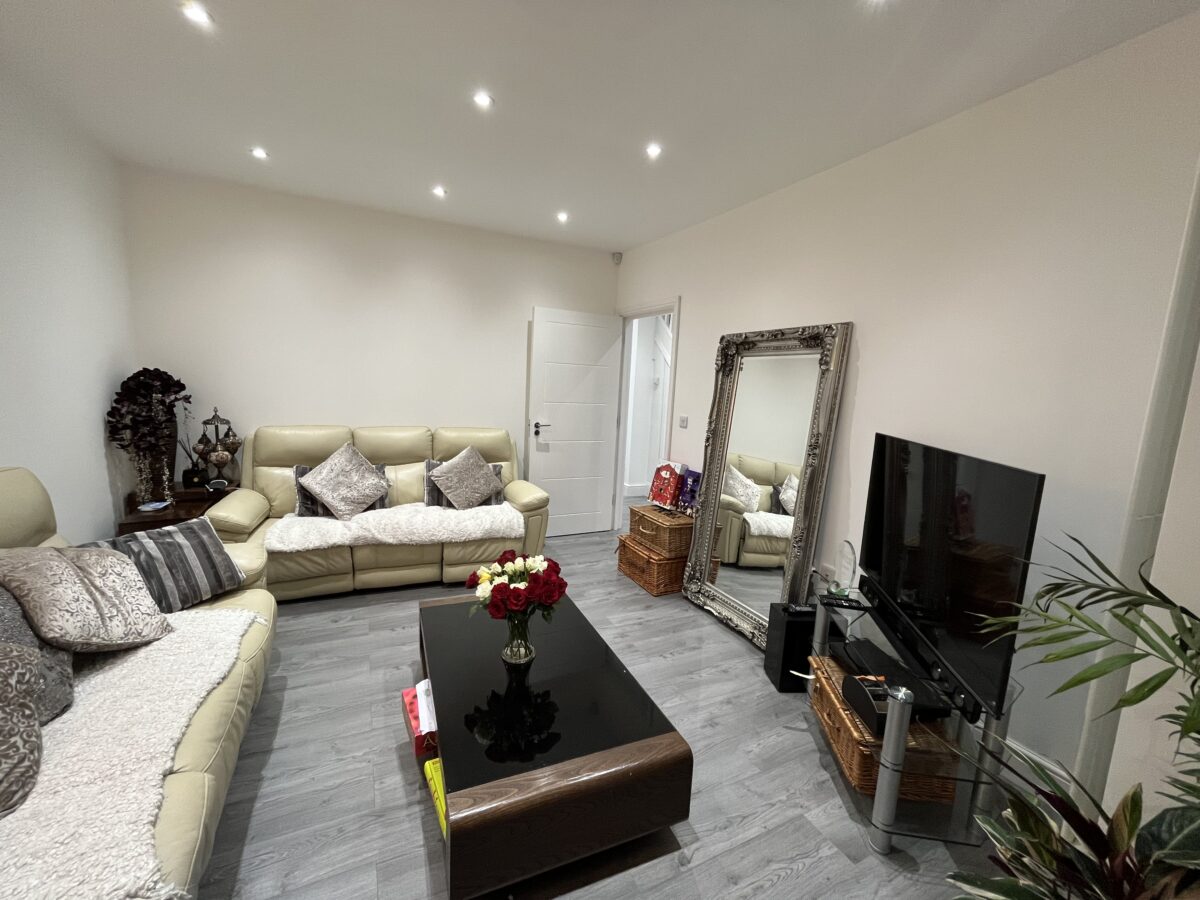 Queensbury Road, London, NW9
