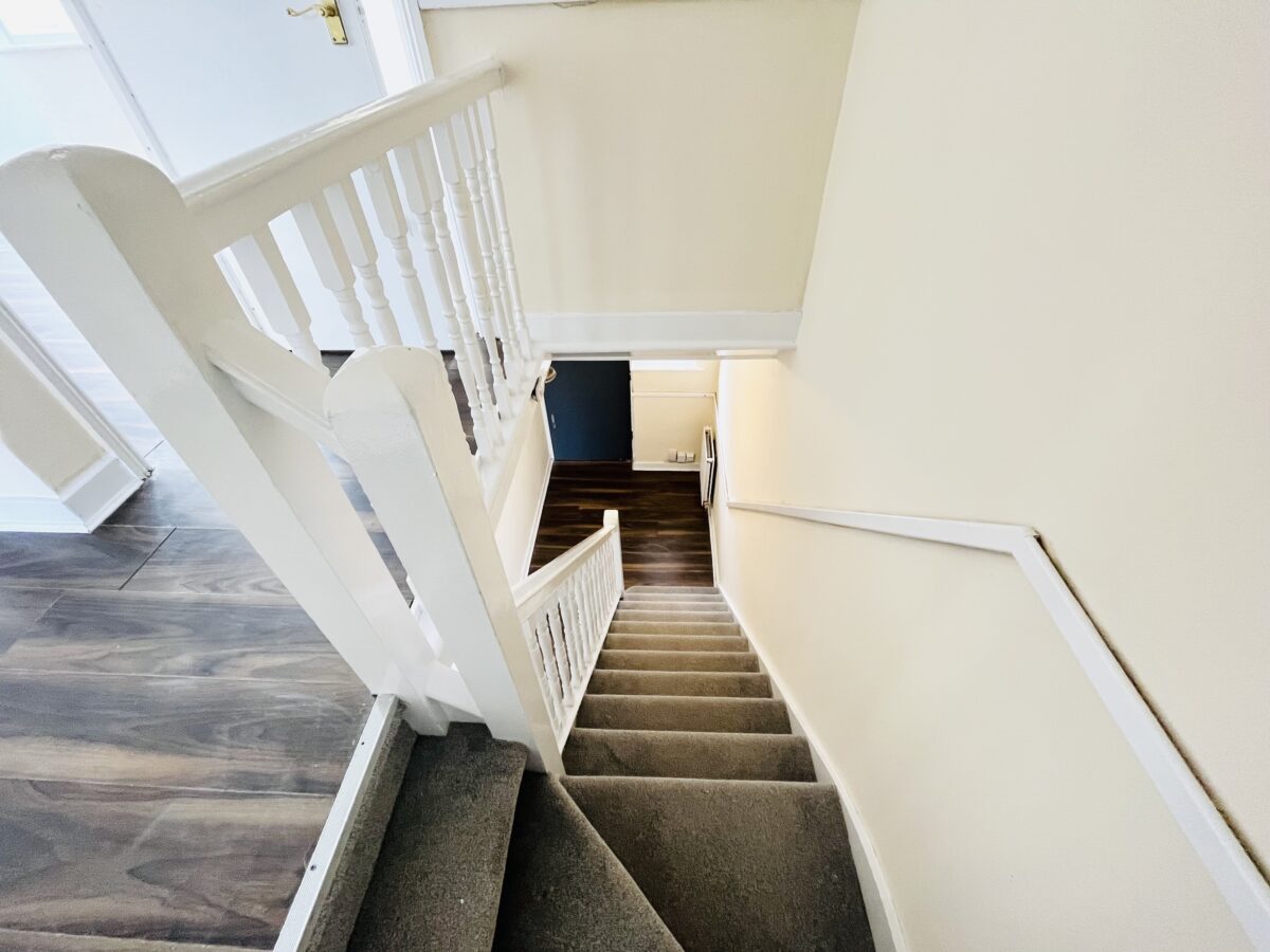 Malvern Gardens, Queensbury, HARROW, HA3