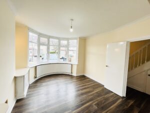 Malvern Gardens, Queensbury, HARROW, HA3