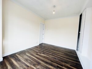 Malvern Gardens, Queensbury, HARROW, HA3