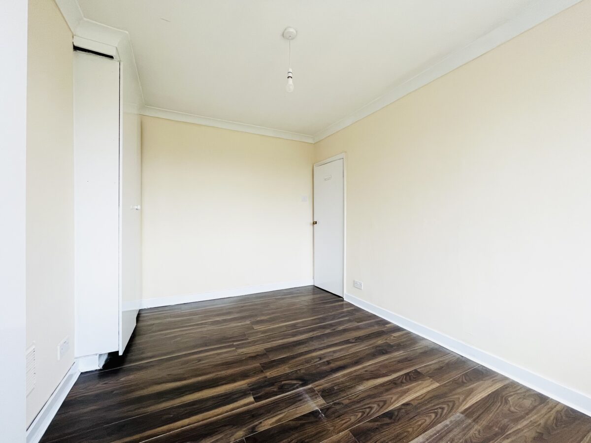 Malvern Gardens, Queensbury, HARROW, HA3