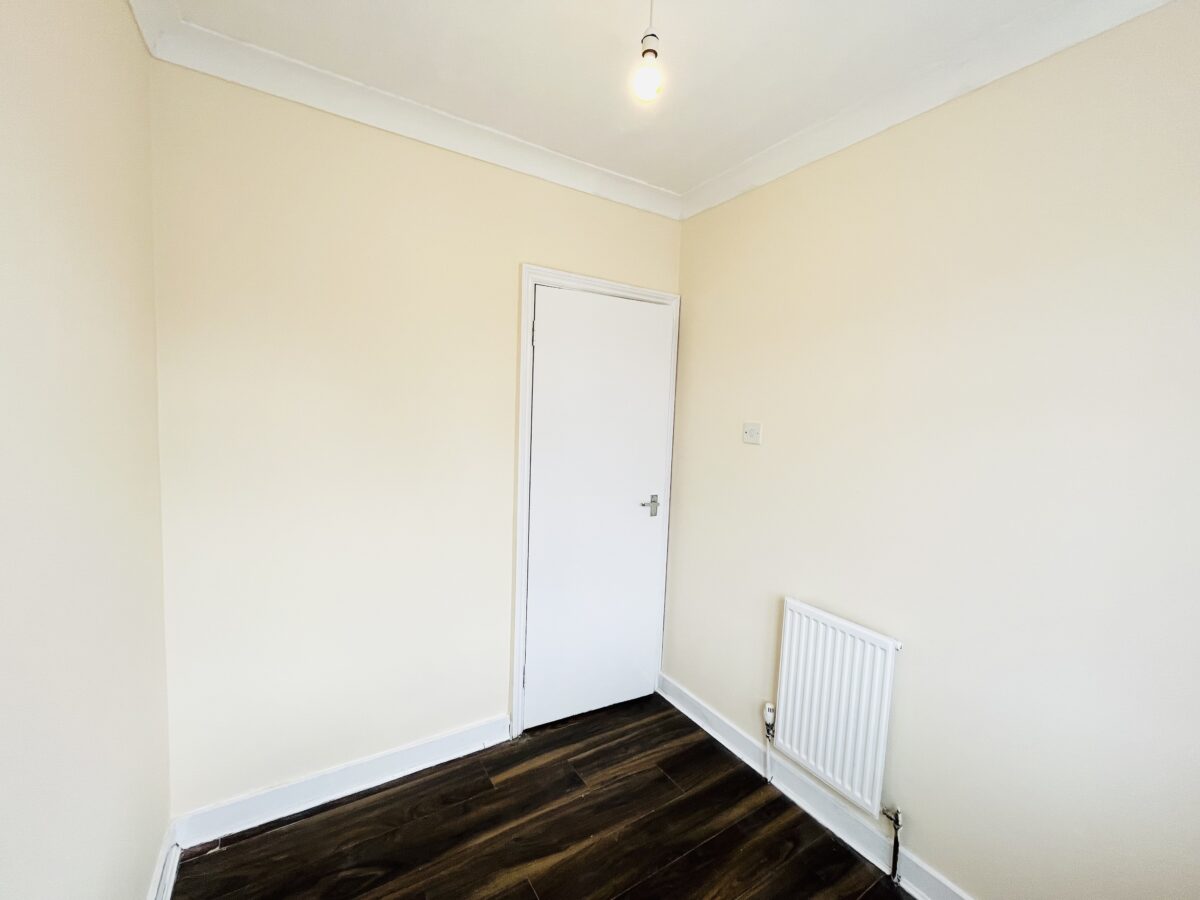 Malvern Gardens, Queensbury, HARROW, HA3