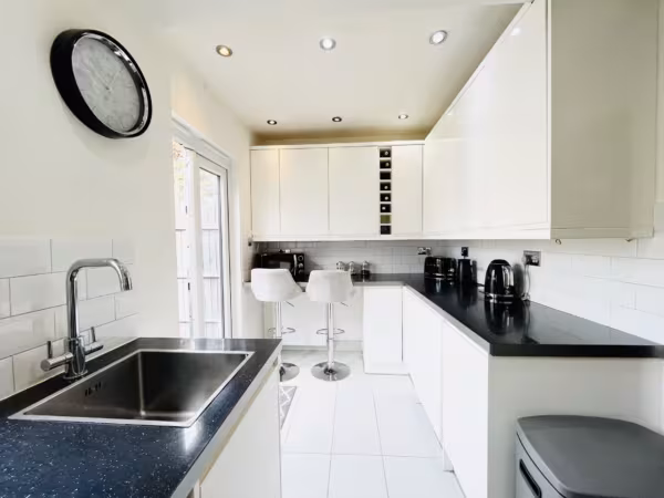 Montrose Avenue, Edgware, HA8 0DY